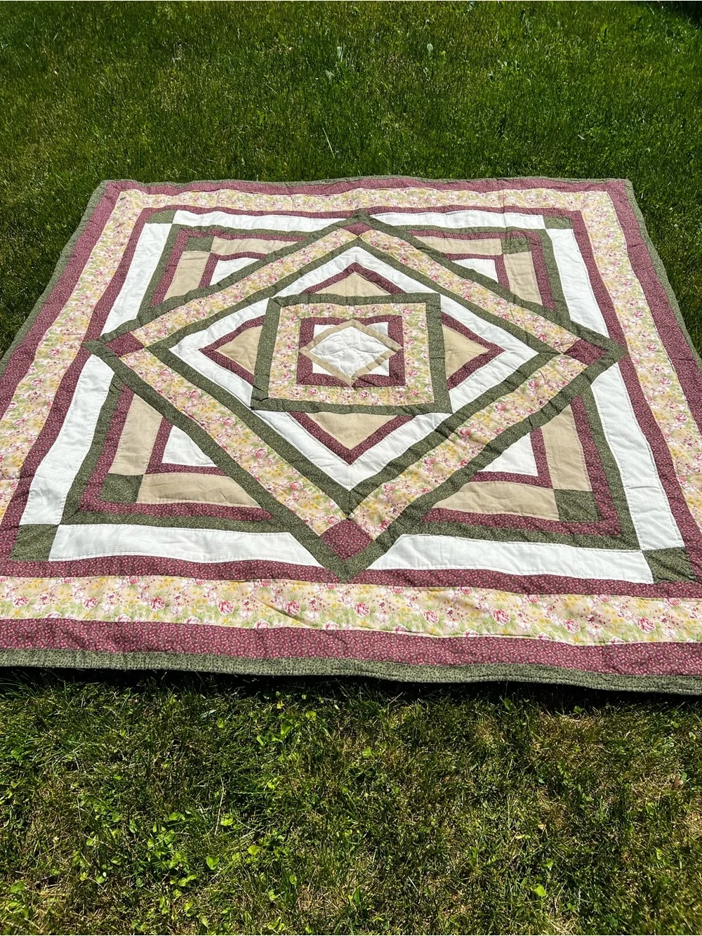 Vintage Quilt + Matching Shams